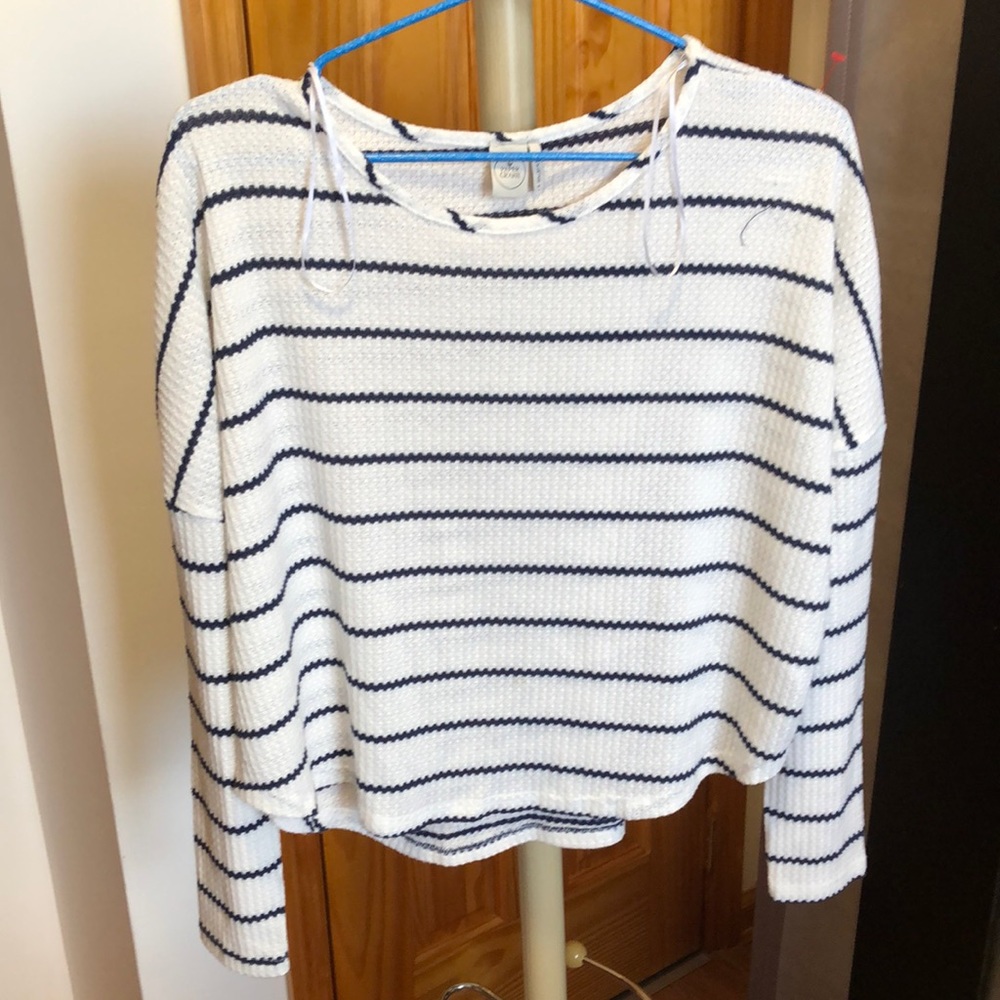 paper crane women's crew neck stripe sweater